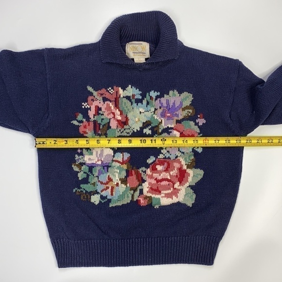 Vintage Ninon de Lenclos Blue Knit Needlework Floral Granny Sweater Large - Picture 3 of 7